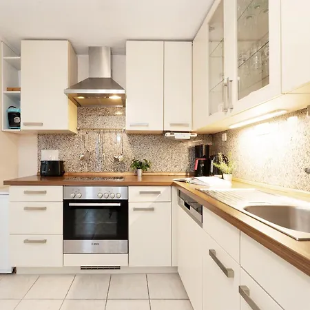 Heckenroeschen Apartment Groemitz