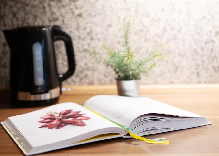 Heckenroeschen * Groemitz