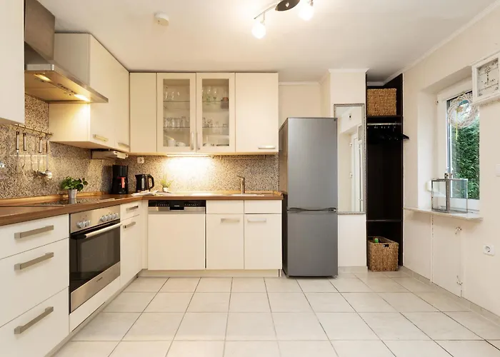 Apartment Heckenroeschen *